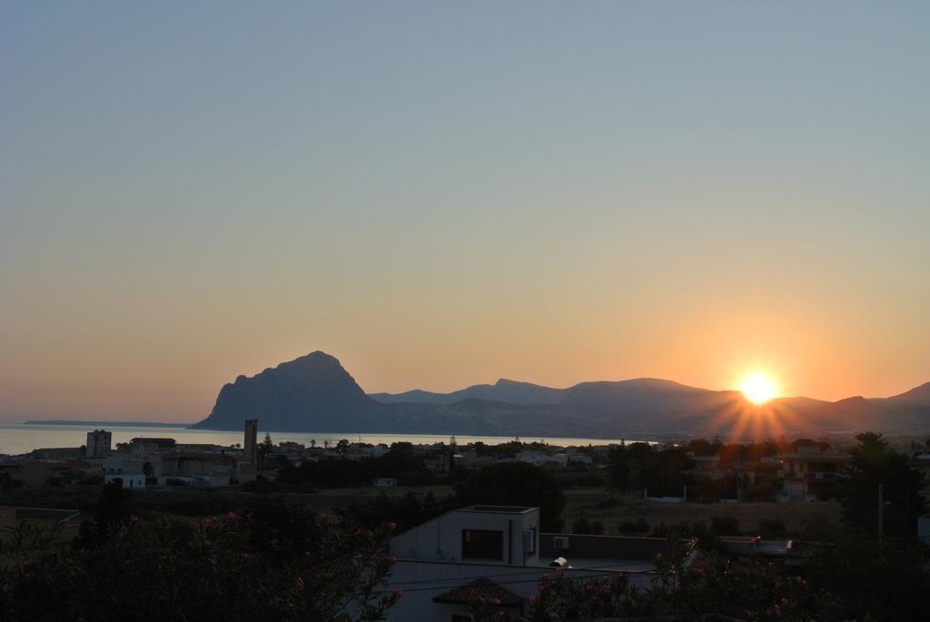 La Pineta Al Mare Apartment Erice Exterior photo